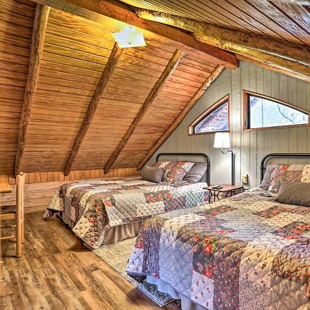 Broken Bow Log Cabin With Fire Pit, Pond, And Deck! Bagian luar foto