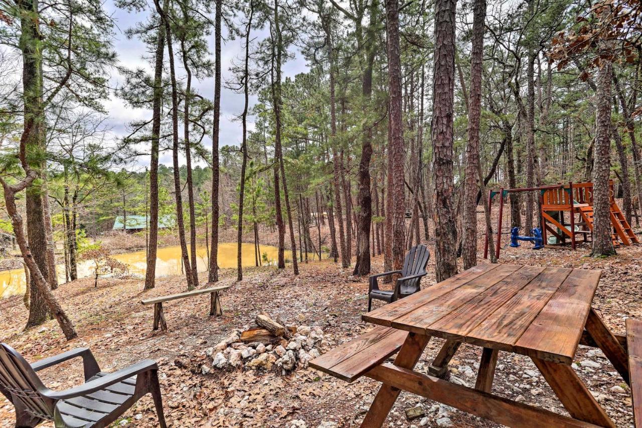 Broken Bow Log Cabin With Fire Pit, Pond, And Deck! Bagian luar foto