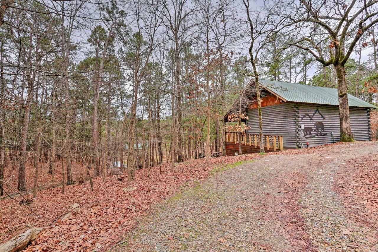 Broken Bow Log Cabin With Fire Pit, Pond, And Deck! Bagian luar foto
