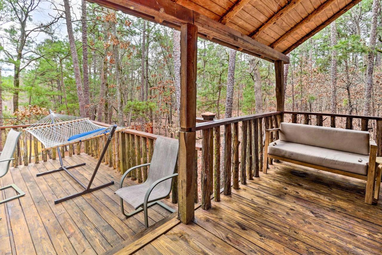Broken Bow Log Cabin With Fire Pit, Pond, And Deck! Bagian luar foto